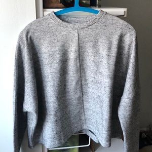 Vineyard Vines sweater